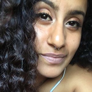 Meet your Posher, Jocelyne